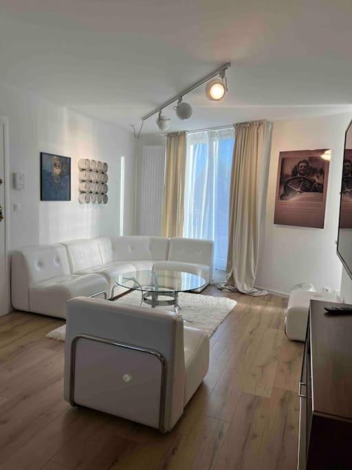 Charmant Appartement Au Look Design Mons Exterior photo